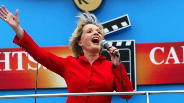 Florence Henderson singing "God Bless America"